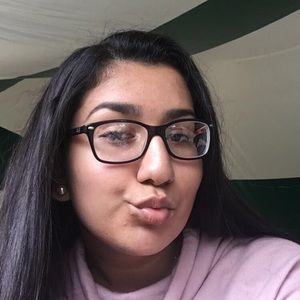 Meet your Posher, Jazmin